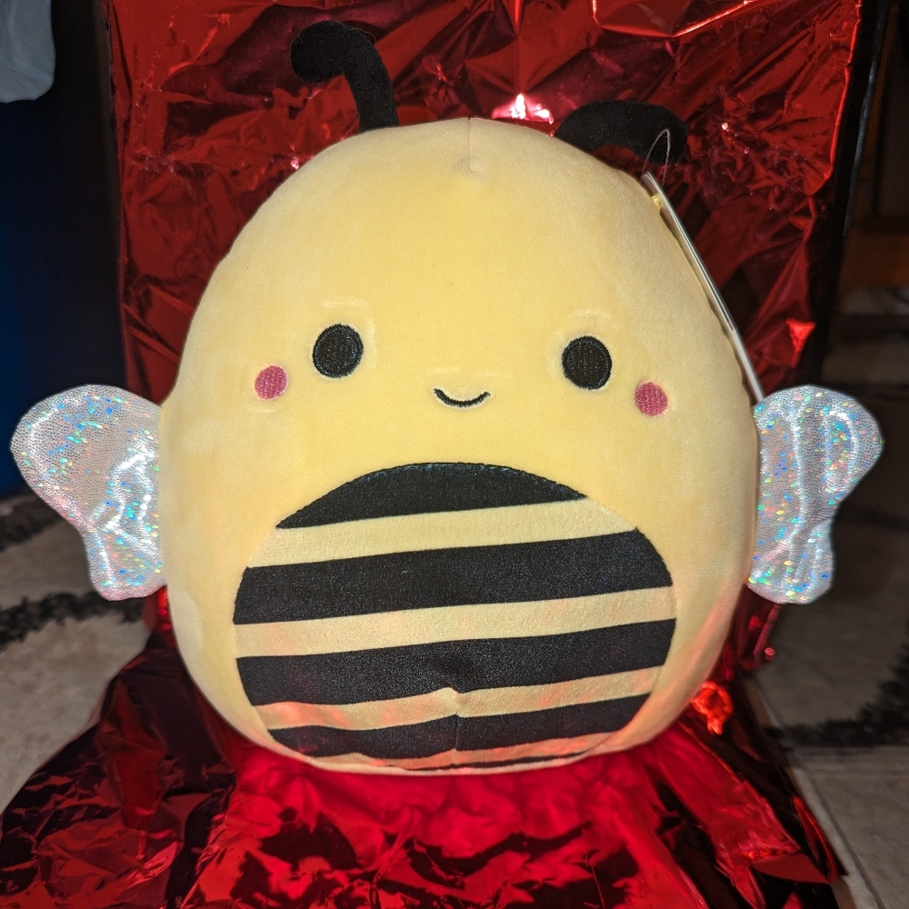 Squishmallow 8in Sunny the happy bumble bee